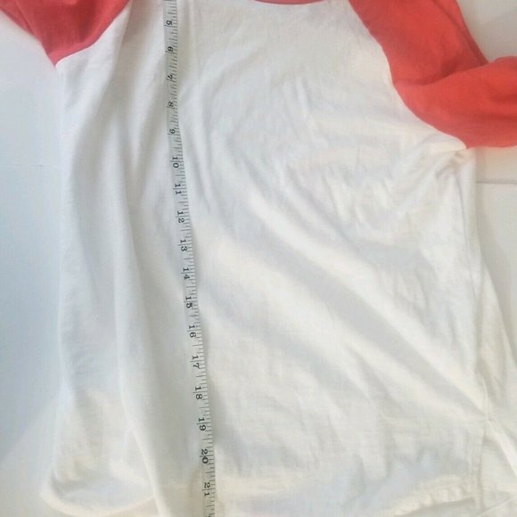Old Navy White Red Sleeve Boyfriend Baseball Tee - Picture 6 of 6
